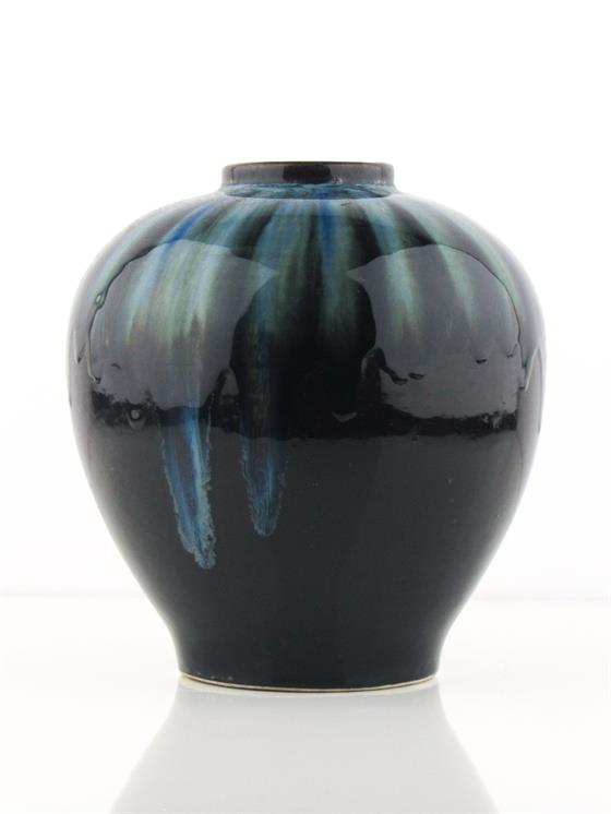 Váza s dekorem žíhání