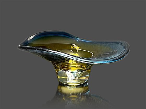 Modro žlutá miska z hutního skla