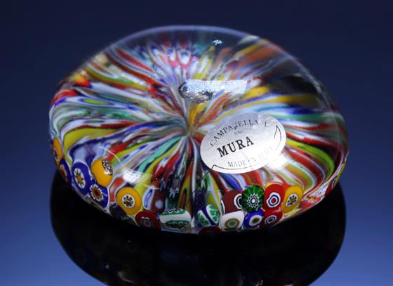 Barevné skleněné těžítko Murano